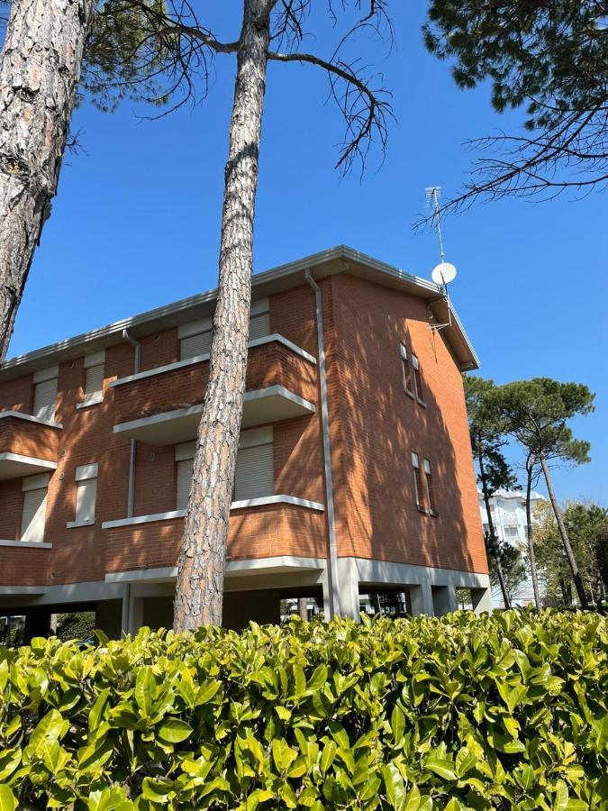 Condominio Splendid Bibione Bagian luar foto